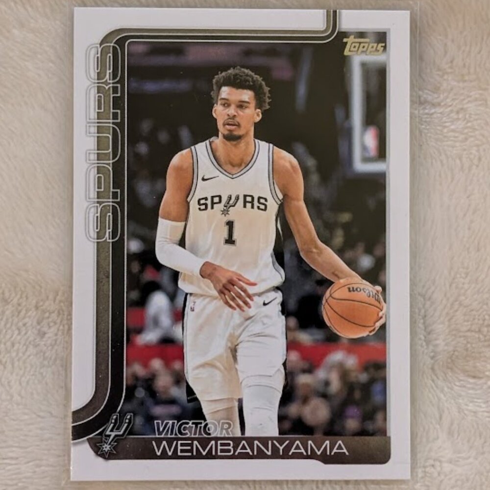 2025 TOPPS Victor Wembanyama Card #195